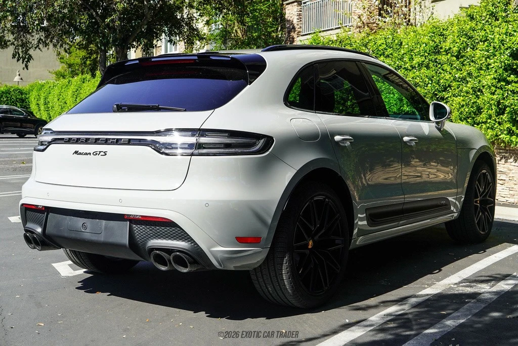 2025 Porsche Macan GTS - Image 8 of 12