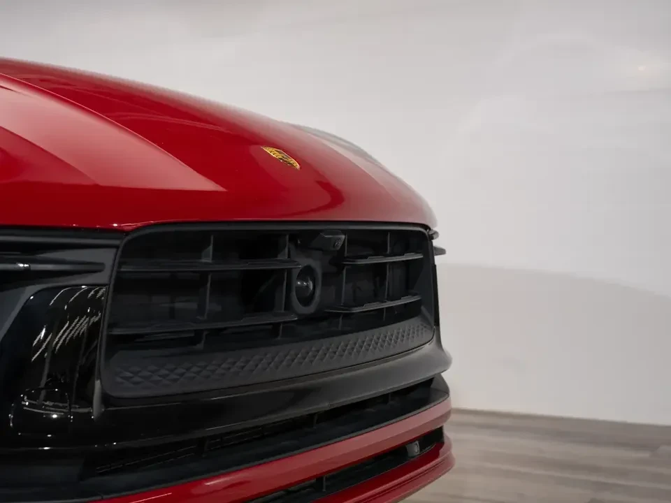 2025 Porsche Macan GTS - Image 6 of 20
