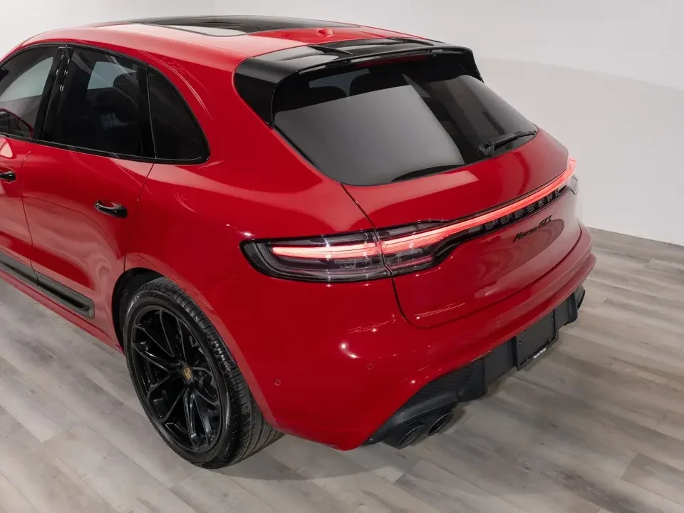 2025 Porsche Macan GTS - Image 12 of 20
