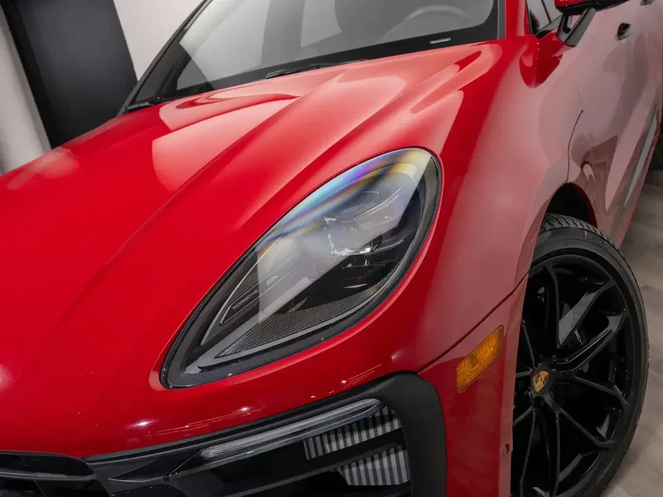2025 Porsche Macan GTS - Image 7 of 20