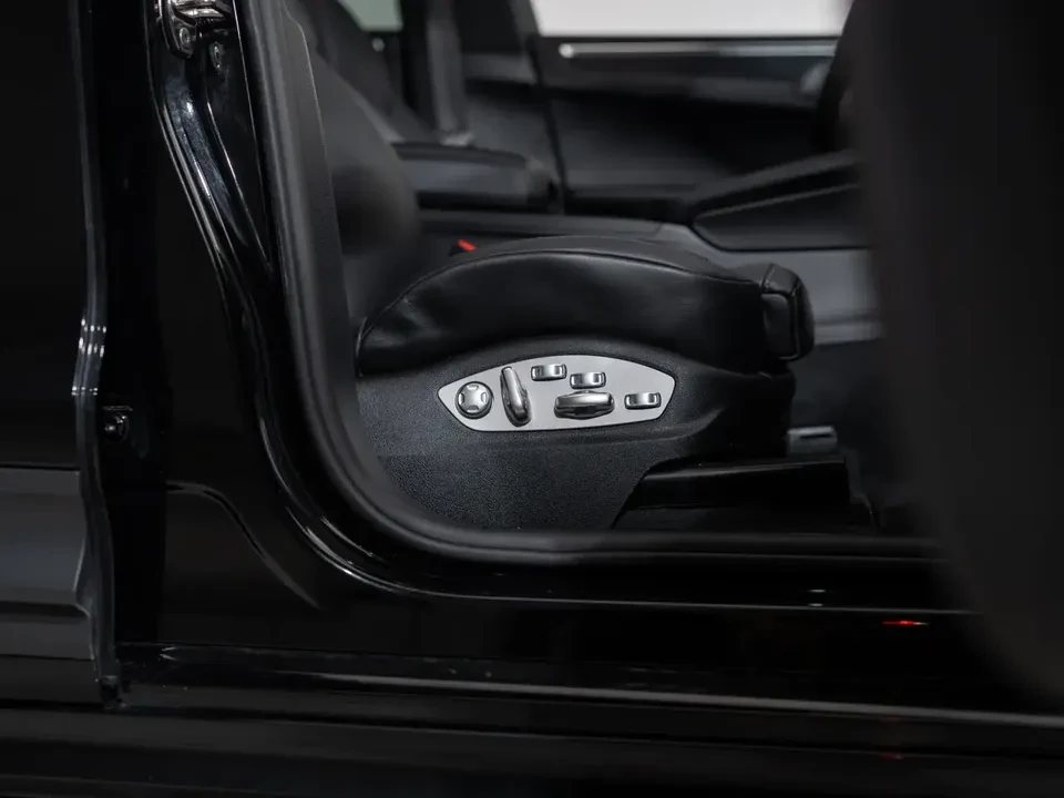 2025 Porsche Macan GTS - Image 2 of 20