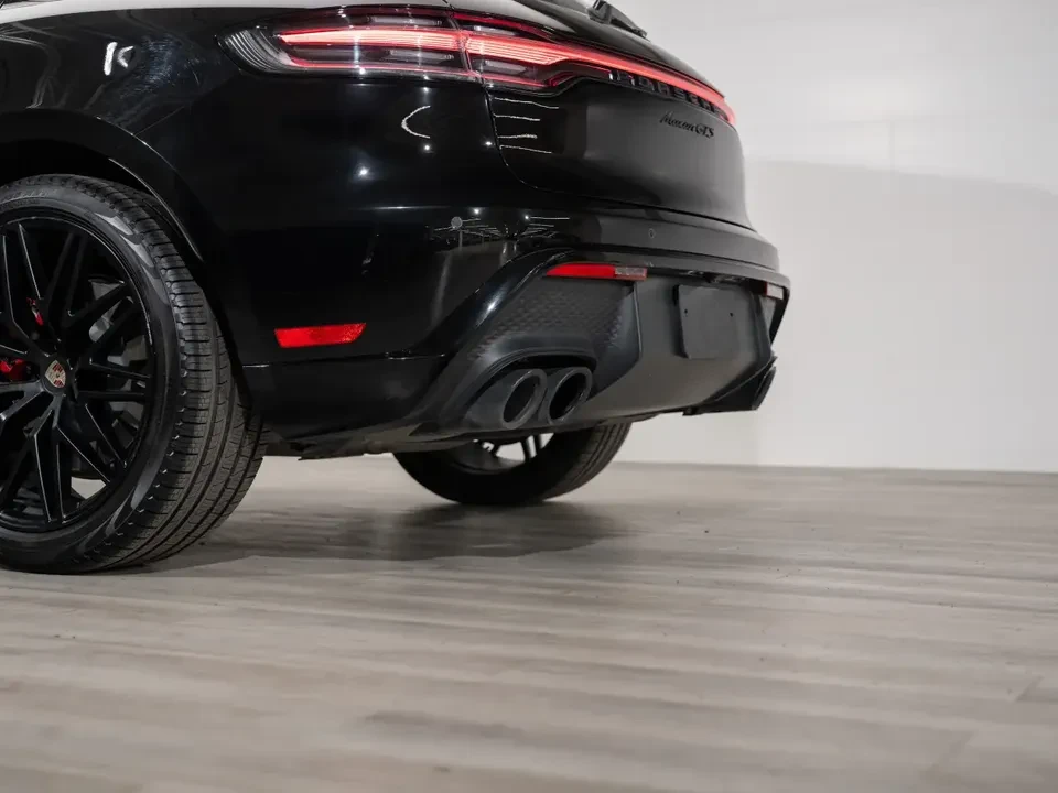2025 Porsche Macan GTS - Image 12 of 20