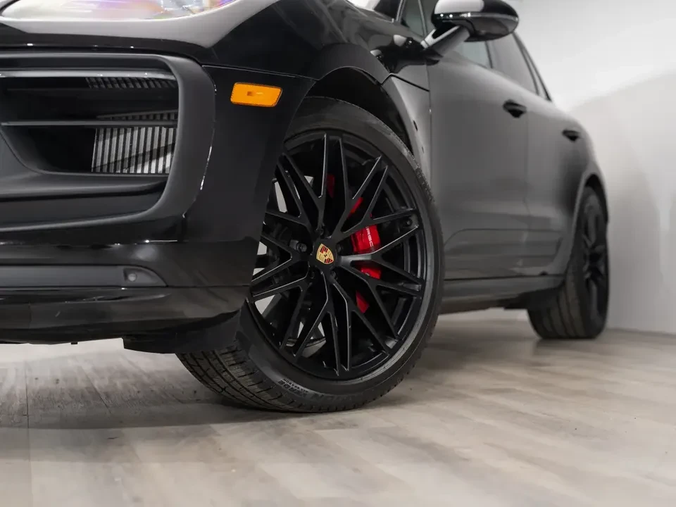 2025 Porsche Macan GTS - Image 7 of 20