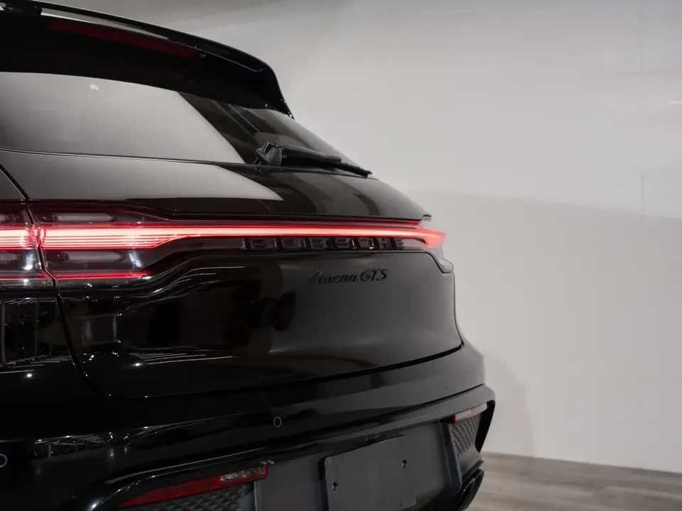 2025 Porsche Macan GTS - Image 11 of 20
