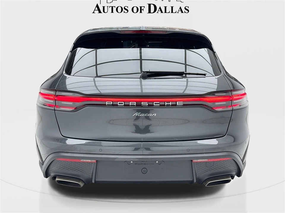 2025 Porsche Macan - Image 12 of 12