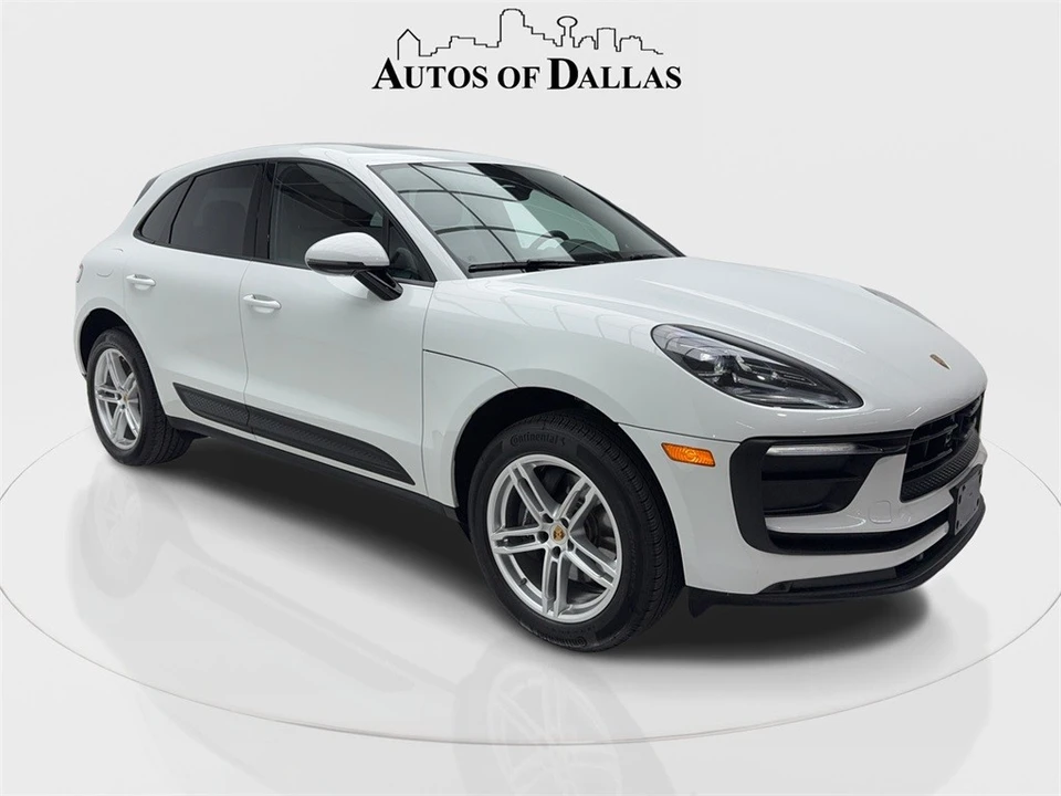 2025 Porsche Macan - Image 2 of 12