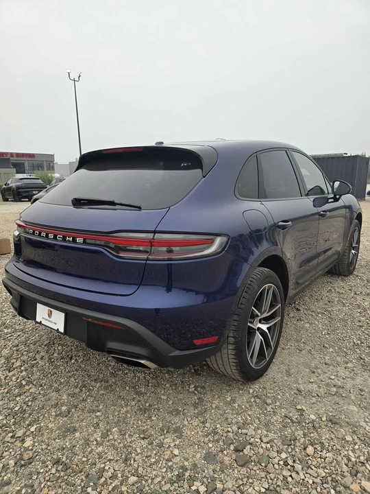 2025 Porsche Macan Electric - Image 4 of 12