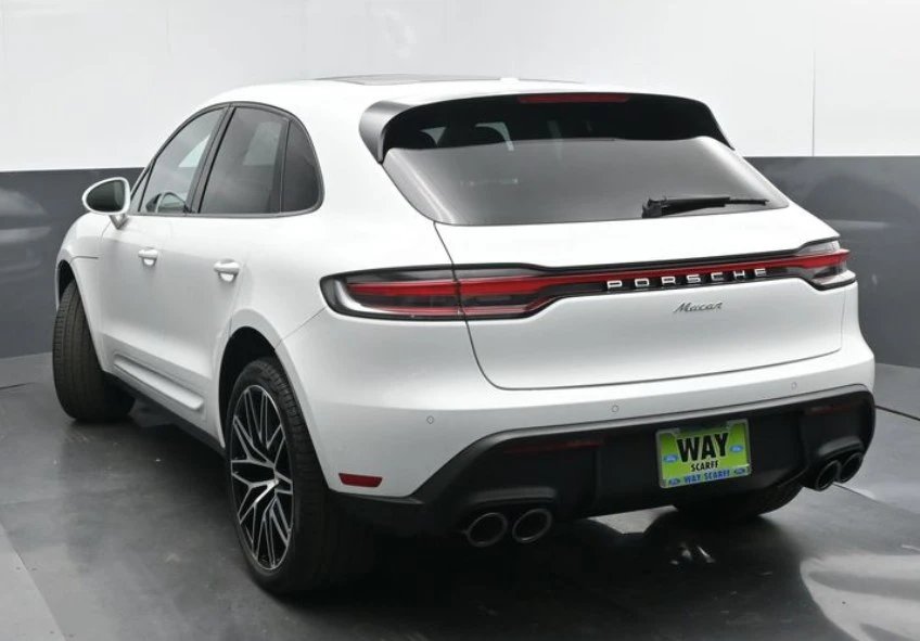 2025 Porsche Macan Electric - Image 3 of 12