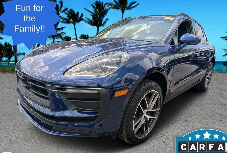 2025 Porsche Macan Electric - Image 18 of 20