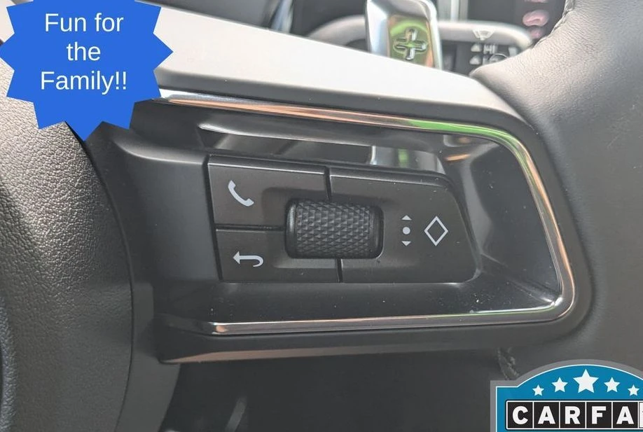 2025 Porsche Macan Electric - Image 12 of 20