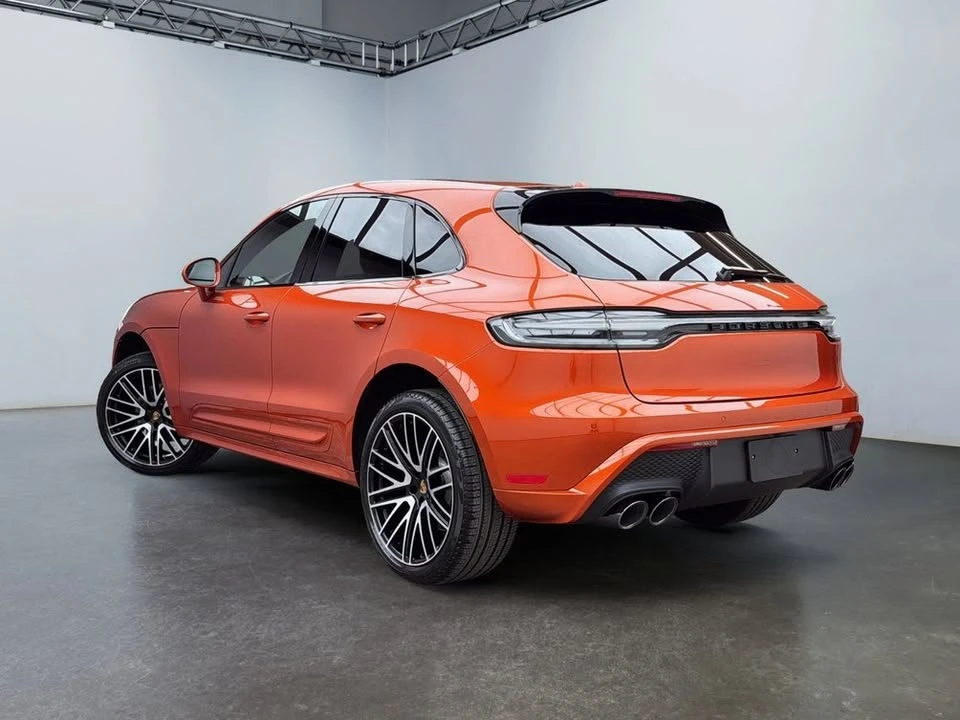 2025 Porsche Macan Electric - Image 3 of 10