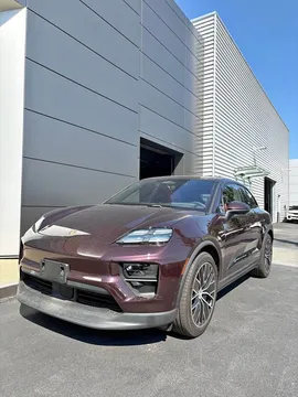 2025 Porsche Macan Electric 4S