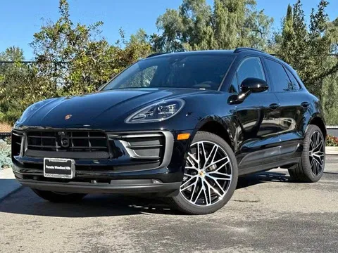 2025 Porsche Macan