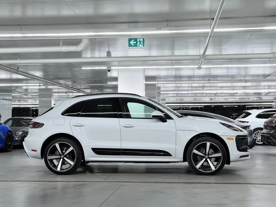 2025 Porsche Macan Electric - Image 2 of 4