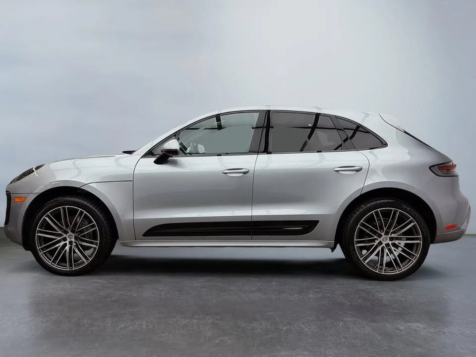 2025 Porsche Macan - Image 2 of 10