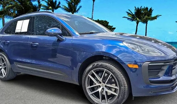 2025 Porsche Macan