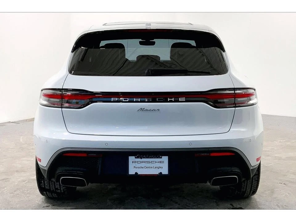 2025 Porsche Macan Electric - Image 6 of 20