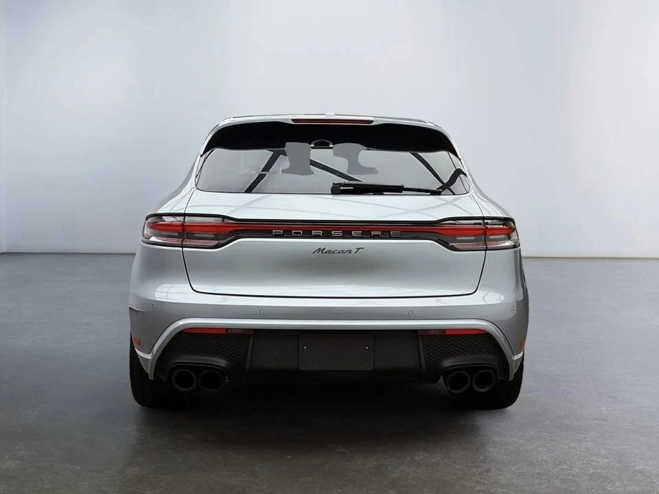 2025 Porsche Macan - Image 4 of 10