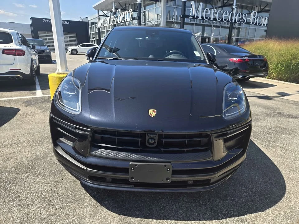 2025 Porsche Macan - Image 2 of 6