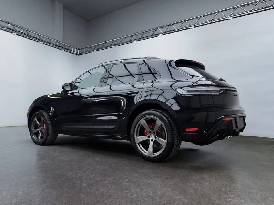 2025 Porsche Macan - Image 3 of 10