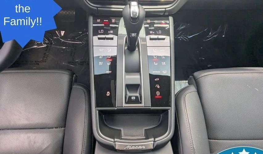 2025 Porsche Macan - Image 6 of 20