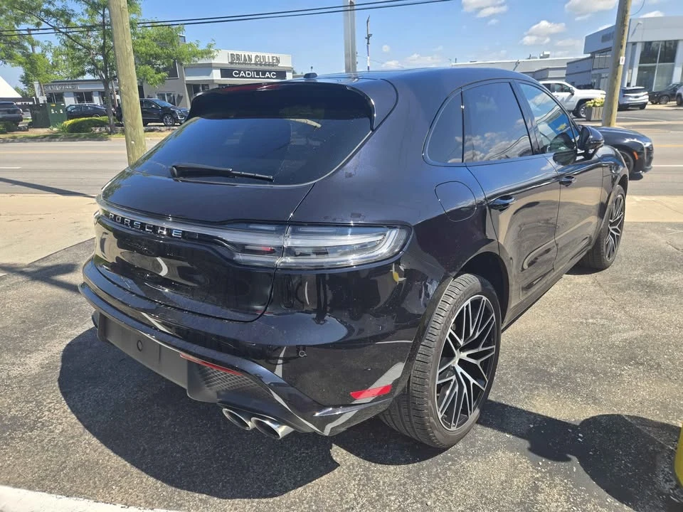 2025 Porsche Macan - Image 5 of 6