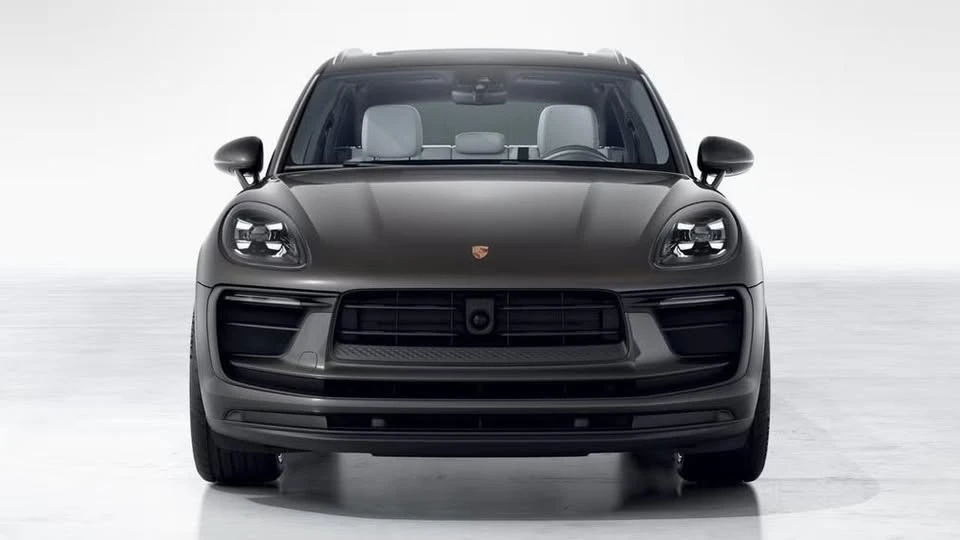 2025 Porsche Macan - Image 6 of 9