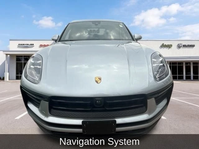 2025 Porsche Macan Electric - Image 2 of 20