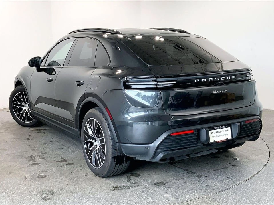 2025 Porsche Macan Electric - Image 3 of 20