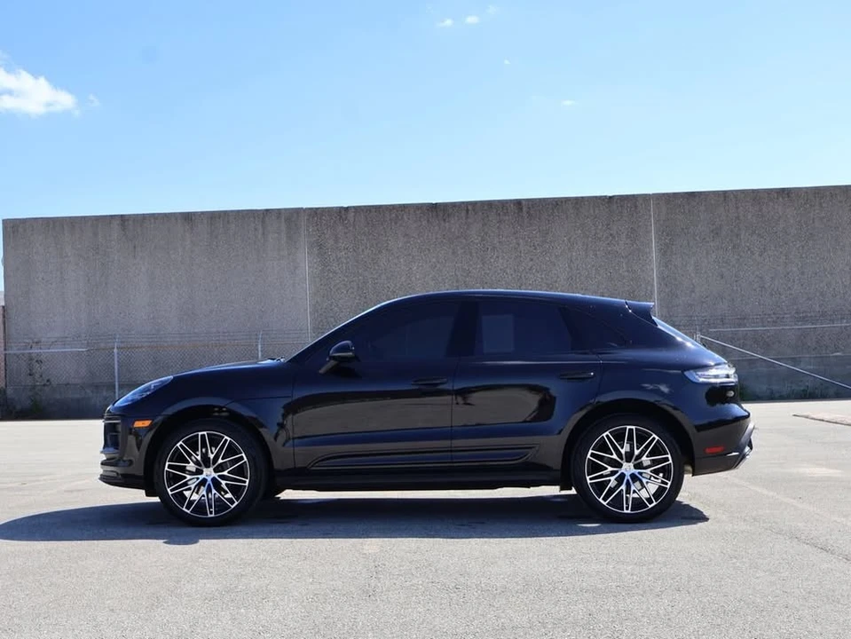 2025 Porsche Macan Electric - Image 2 of 20