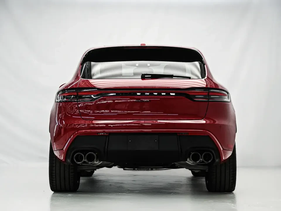 2025 Porsche Macan - Image 8 of 20