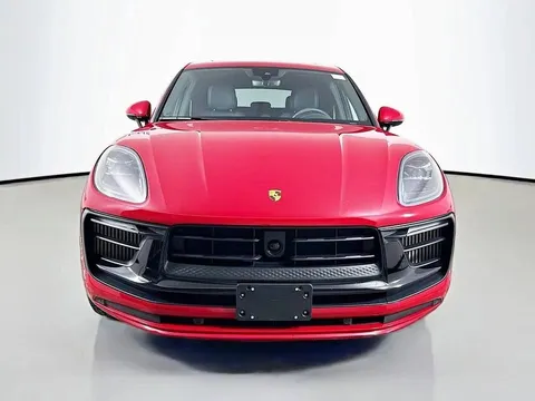 2025 Porsche Macan S