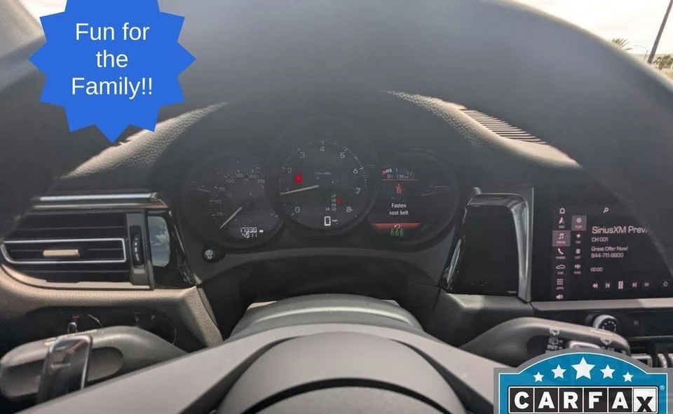 2025 Porsche Macan Electric - Image 13 of 20