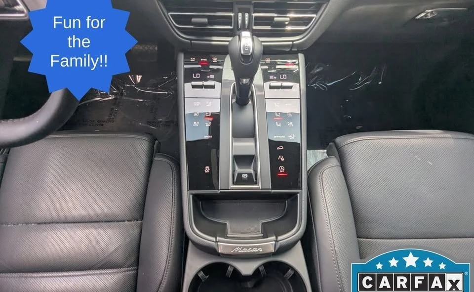 2025 Porsche Macan Electric - Image 6 of 20