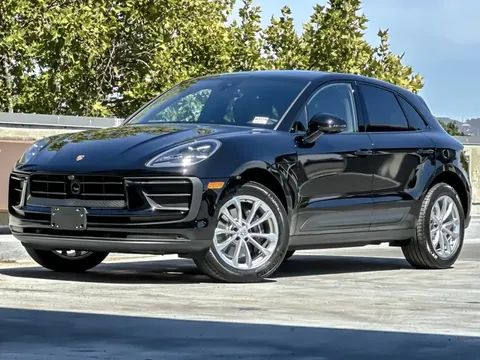2025 Porsche Macan