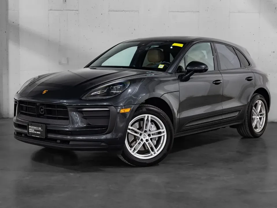 2025 Porsche Macan - Image 10 of 13