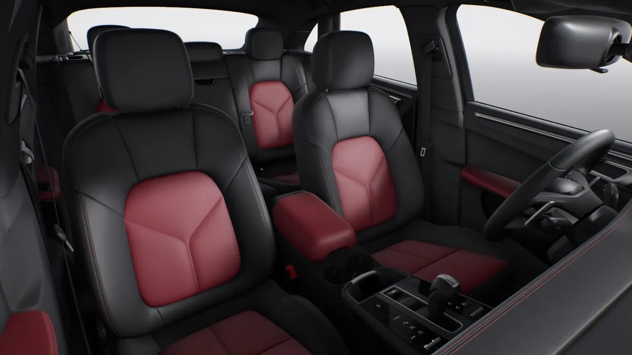 2025 Porsche Macan - Image 7 of 9