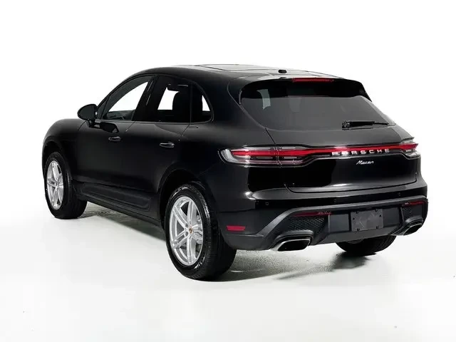 2025 Porsche Macan - Image 2 of 6