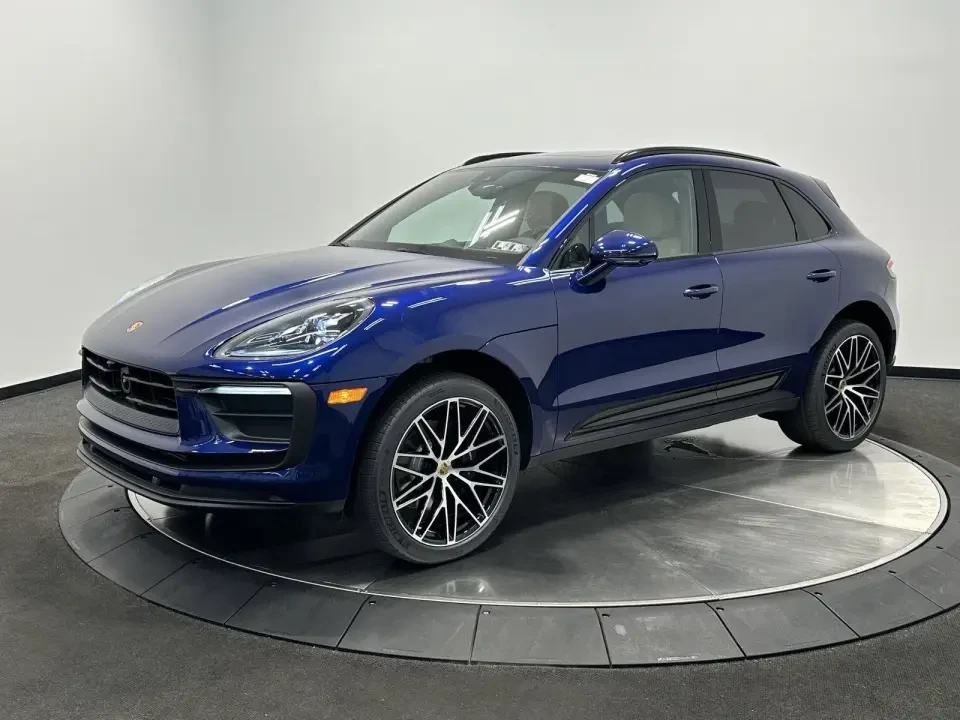2025 Porsche Macan - Image 13 of 13