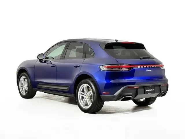 2025 Porsche Macan - Image 3 of 8