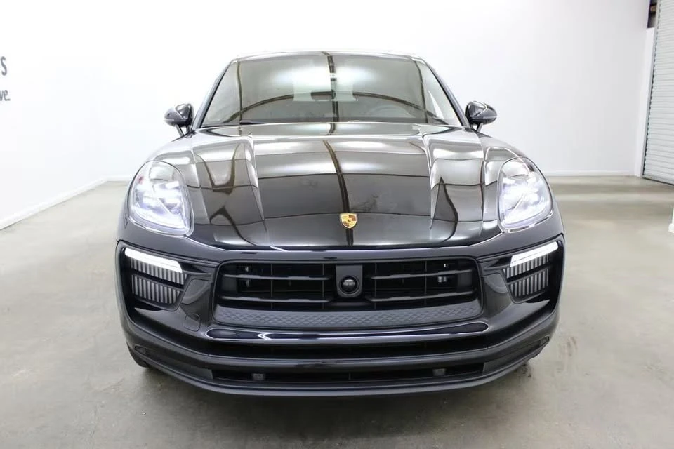 2025 Porsche Macan S - Image 11 of 17