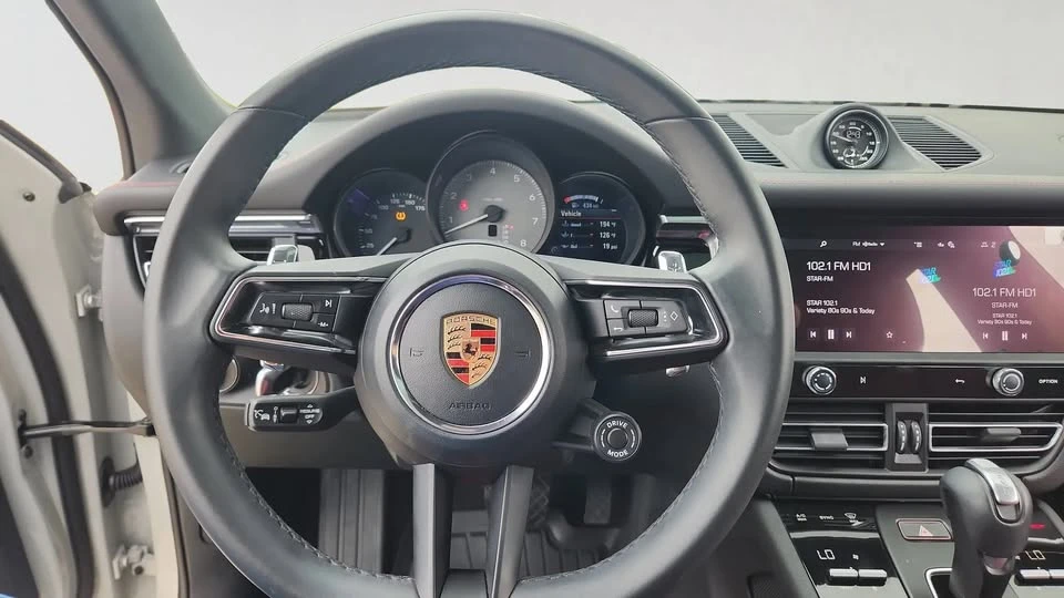 2025 Porsche Macan S - Image 8 of 15