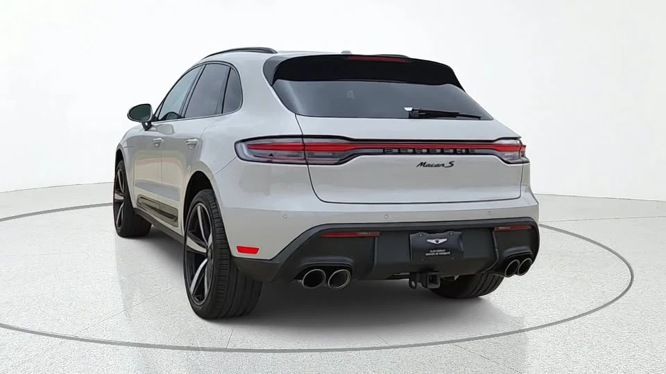 2025 Porsche Macan S - Image 4 of 15