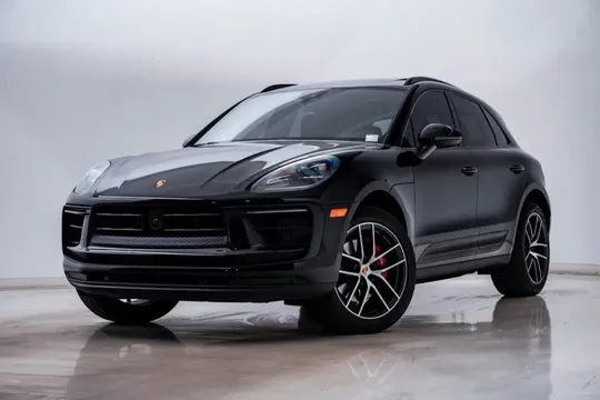 2025 Porsche Macan S