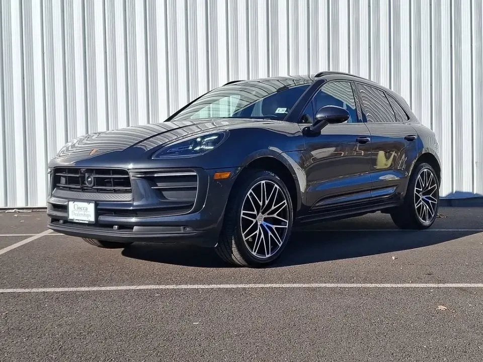 2025 Porsche Macan S - Image 13 of 13