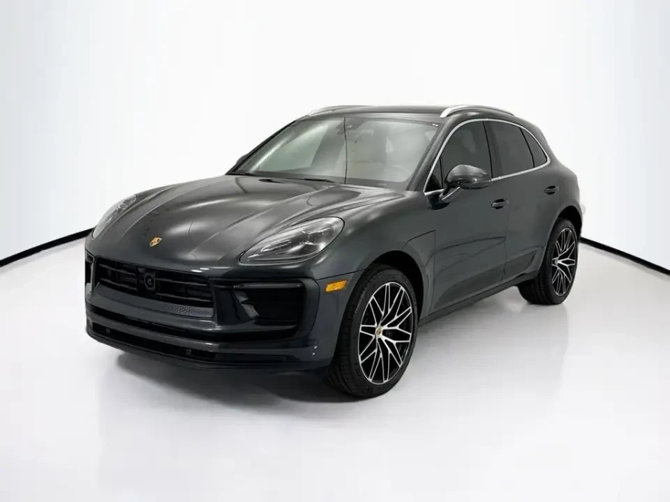 2025 Porsche Macan S - Image 11 of 13
