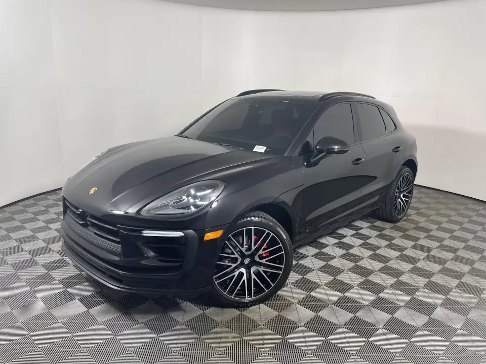 2025 Porsche Macan S - Image 10 of 13