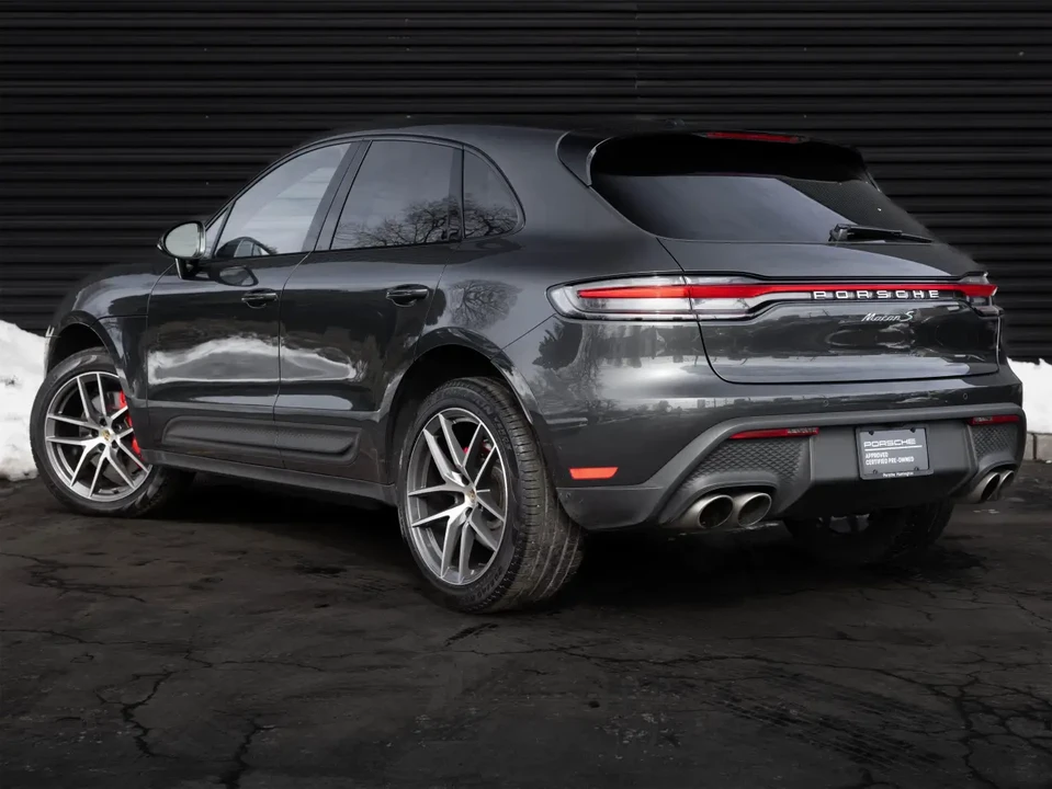 2025 Porsche Macan S - Image 3 of 6