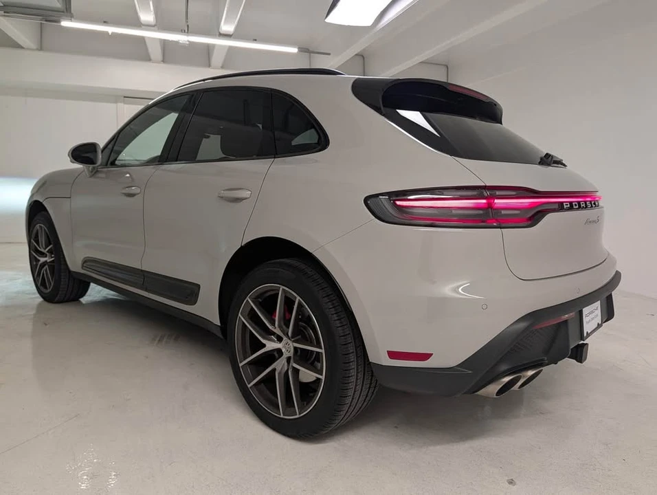 2025 Porsche Macan S - Image 4 of 14