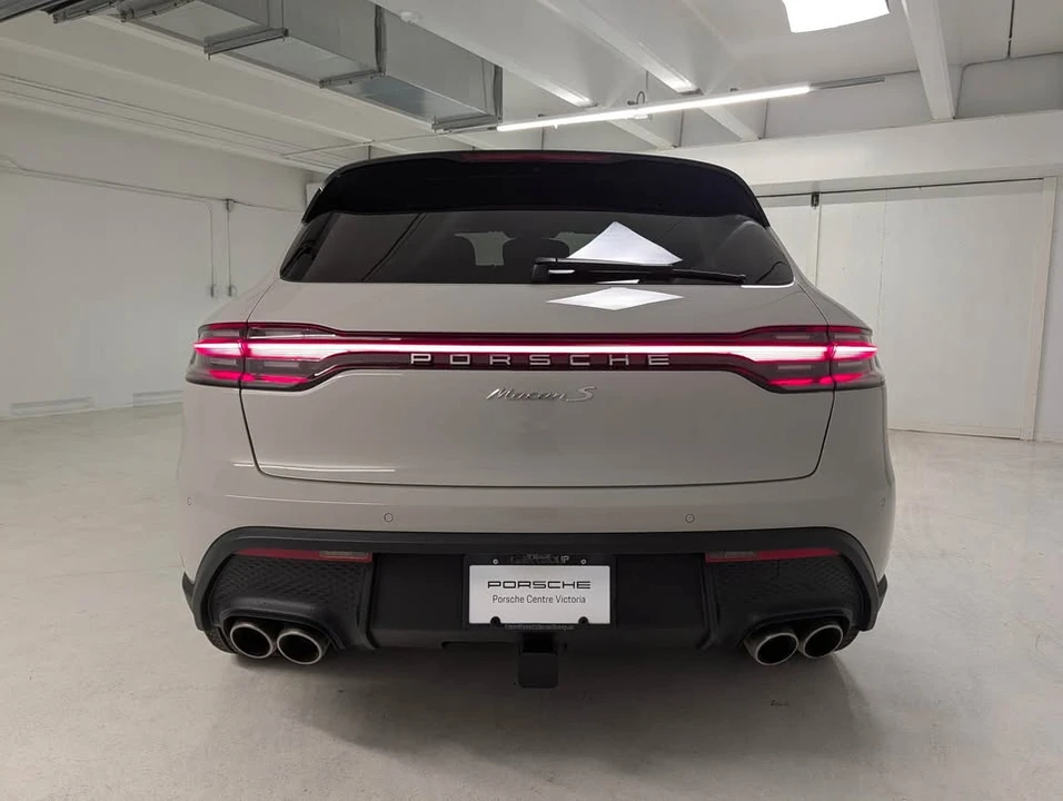 2025 Porsche Macan S - Image 6 of 14